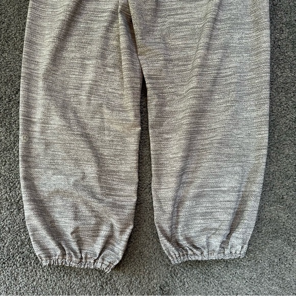 Lululemon Om Pant Crop Lightweight Harem Pants Size 4 Light Grey - Picture 6 of 10